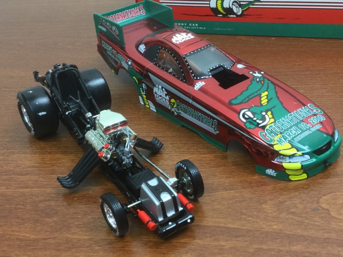 MAC TOOLS U.S. NATIONALS ミニカー 2001年 Mac Tools - U.S. Nationals - 2001 Firebird - 1:24 Scale Pro