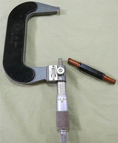 VINTAGE MITUTOYO 193-214 3-4" OUTSIDE MICROMETER 0.0001" RESOLUTION