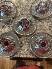 1953-1956 Packard Clipper Dog Dish Vintage Hub Caps Set Of 5 - 3- Black 2- Red 1953-1956 Packard Clipper Dog Dish Vintage Hub Caps Set Of 5 - 3- Black 2- Red