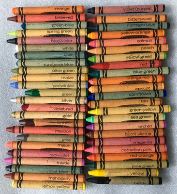Vtg CRAYOLA CRAYON  48 BINNEY & SMITH Many Colors Maize Tan Thistle Salmon
