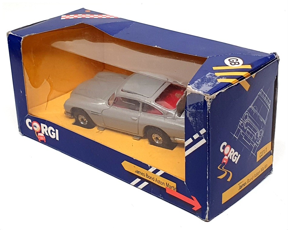 完品　CORGI TOYS JAMES BOND アストンマーチン　ミニカー 71PPVspJGhL._UF350,350_QL80_.jpg