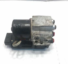 2002-2005 Ford Excursion 02-04 F250 F350 ABS Anti-Lock Brake Pump Assembly 4X4