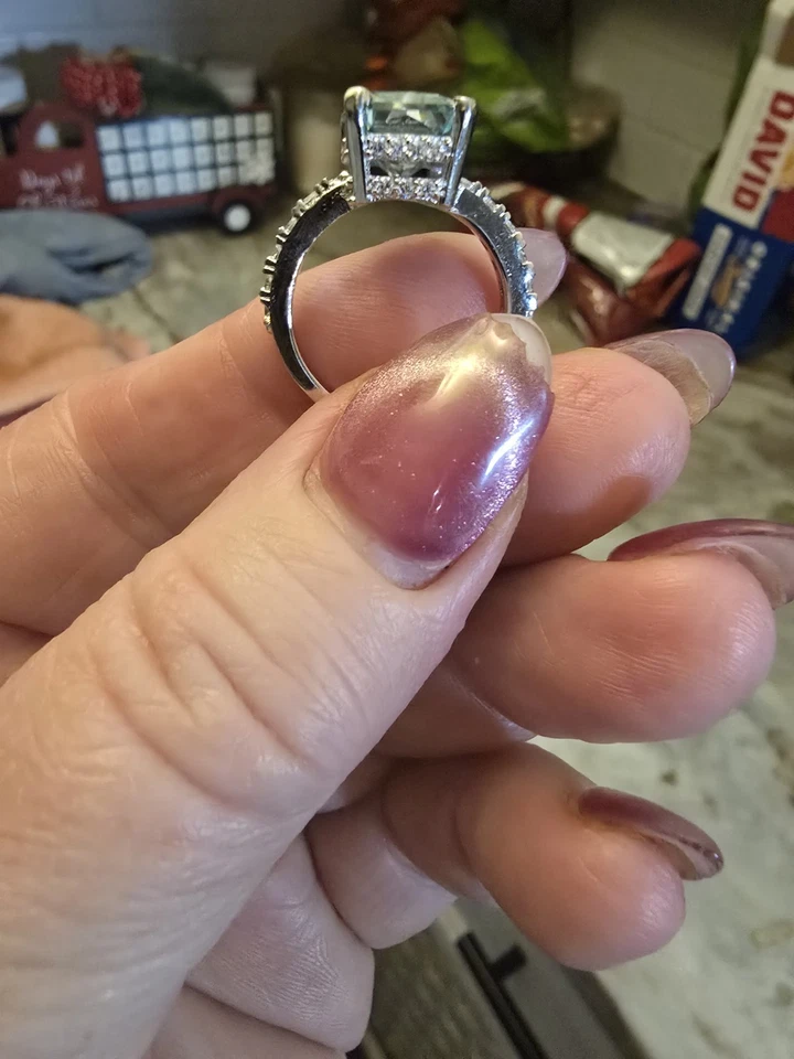 5.60ct VVS1 White Blue Emerald Cut Real Moissanite Ring 925 Silver Size 7 - Image 3 of 4