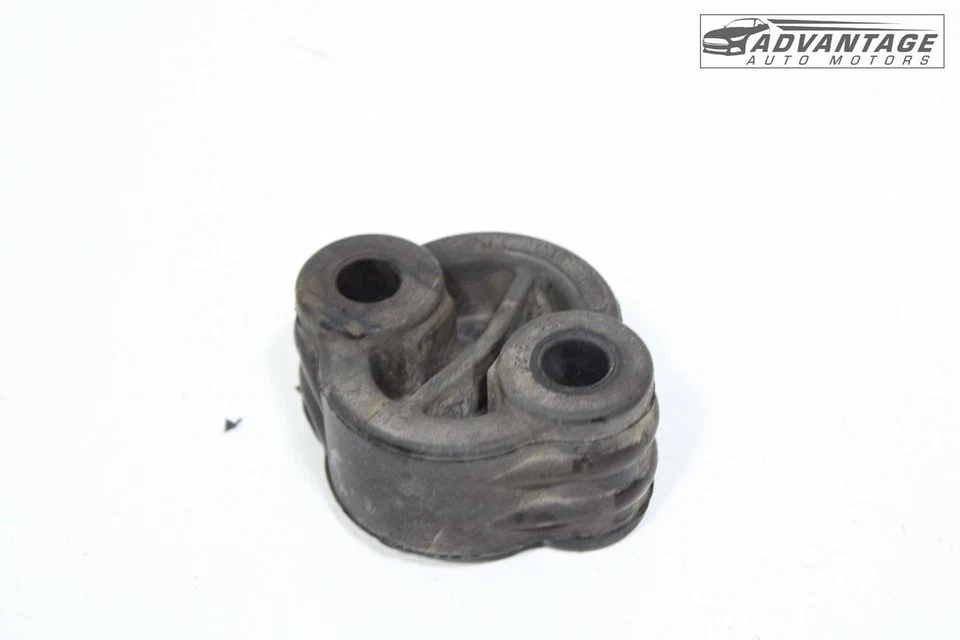 HUMMER H3 2006-2010 SISTEMA DE ESCAPE SILENCIADOR TUBO AISLADOR SUSPENSIÓN 15120136 OEM Foto 2 de 4