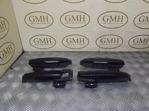 Toyota Corolla Set di 4 Maniglie Porta Esterna P/C Nero Perla 209 MK9 2001-2006U - Foto 2 di 4