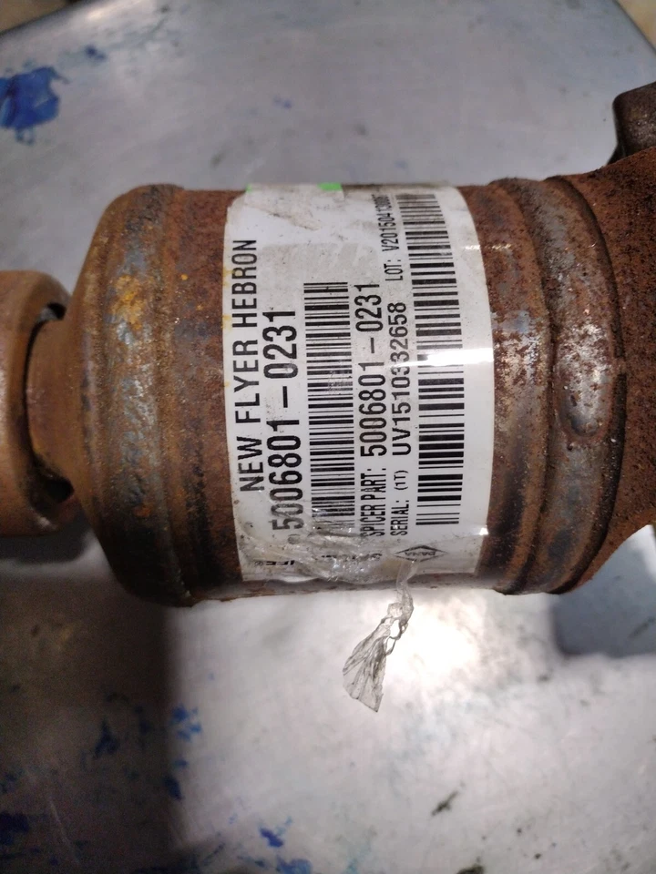 Dana Spicer Driveshaft P/N: 5006801-0231 or 50068010231 Foto 4 de 4