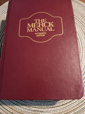 THE MERCK MANUAL: OF DIAGNOSIS & THERAPY - 1987 FIFTEENTH EDITION - HARDCOVER 