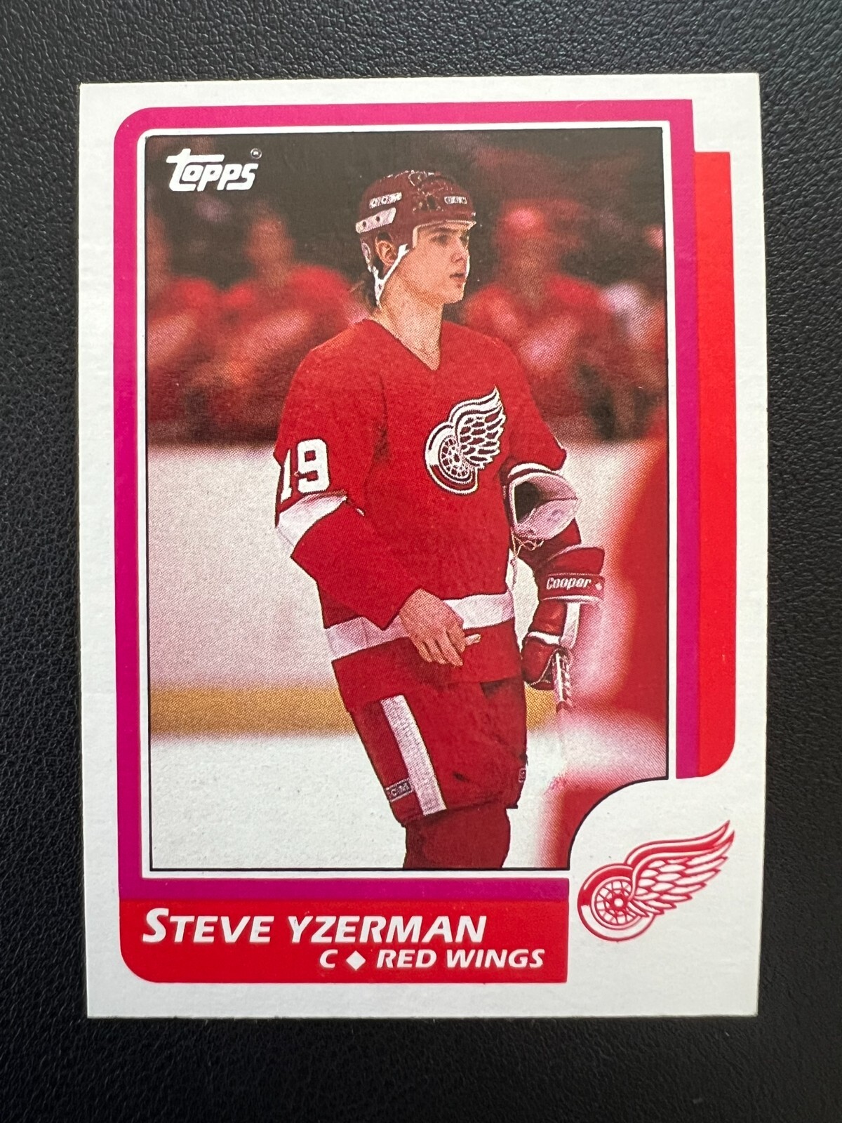 Steve Yzerman 1986-87 Topps #11