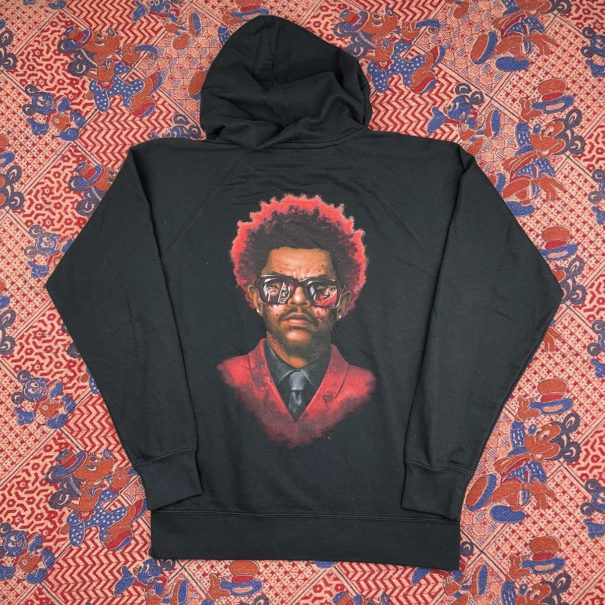 Weeknd hoodie top