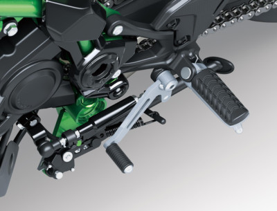 KAWASAKI Z 900 Modell 2025 Kawasaki Quick Shifter (KQS) Schaltautomat