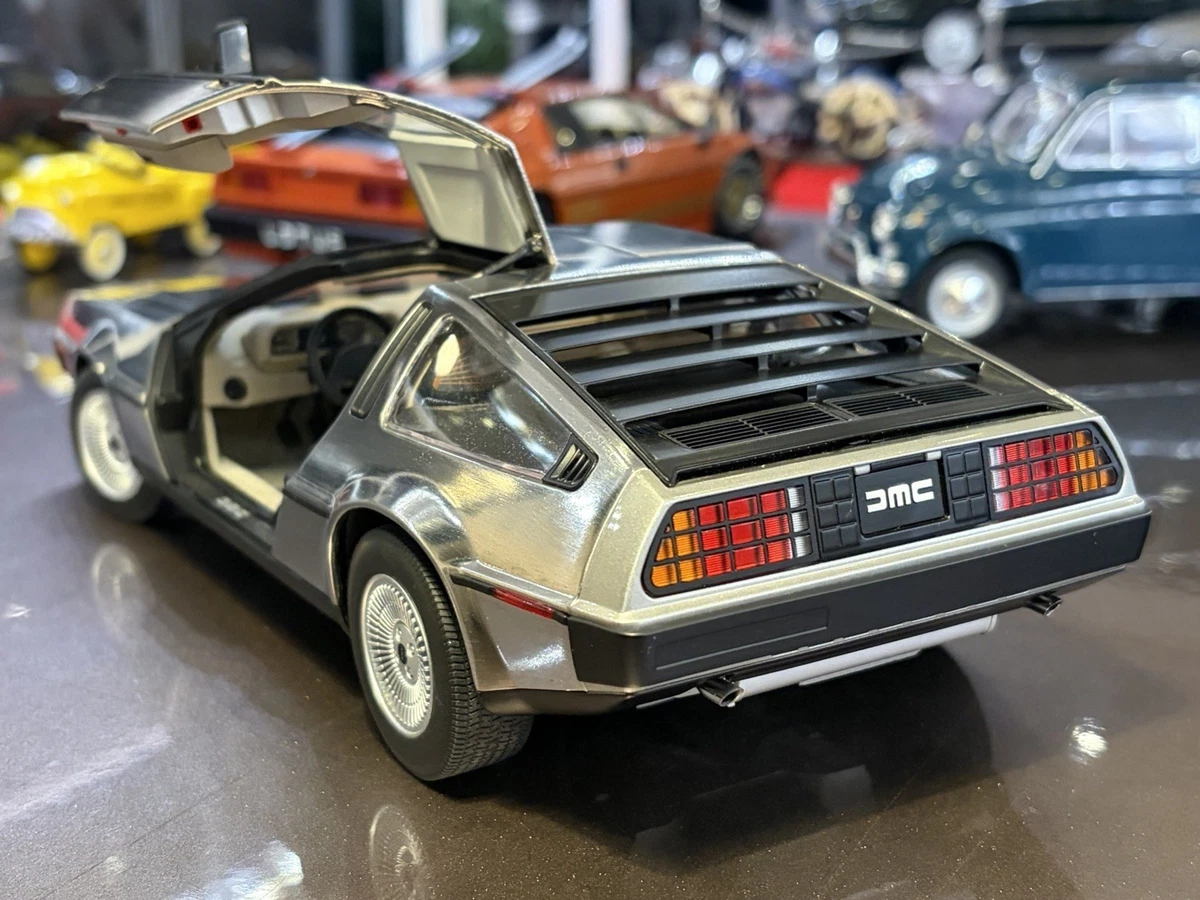 1/18 AUTOart DMC-12 DeLorean. No.48 Rare Diecast Polished Surface