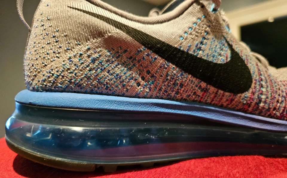 Nike Flyknit Air Max Wolf Grey Purple Vivid Blue Men’s Size 10.5 620469-005 - Image 2 of 4