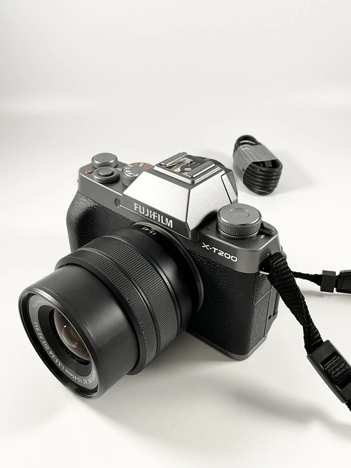 Fujifilm X-T200 24.2MP Mirrorless Camera Dark Silver XC 15-45mm OIS PZ Lens Boxe, photo 4 of 5