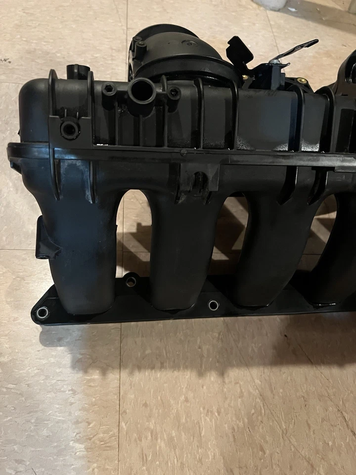 2009 - 2013 宝马 328i xDrive 进气歧管原始设备制造商 — 第 2/4 张图片