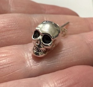 Gothic Biker Punk 925 Sterling Silver SKULL w/Black Enamel SINGLE Stud Earring