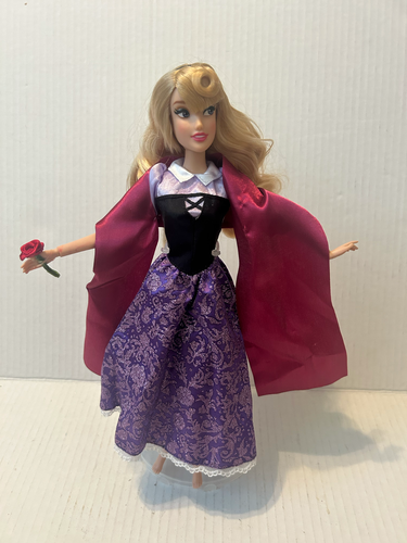 Disney Store Sleeping Beauty Princess Aurora Briar Rose Singing Doll 11.5 inch