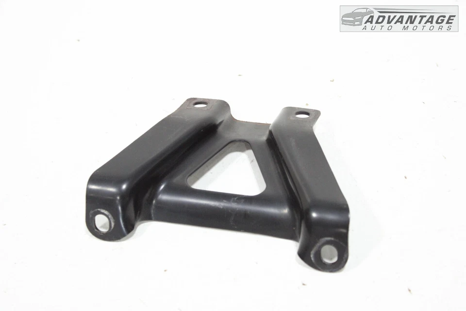 MITSUBISHI OUTLANDER 2011-2023 MOTOR DEPORTIVO MONTAJE COLECTOR DE ESCAPE INFERIOR OEM Foto 3 de 4