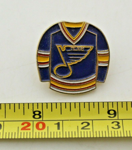 NHL St Louis Blues Hockey Team Jersey Official Collectible Pin 1991 Vintage - Picture 5 of 12