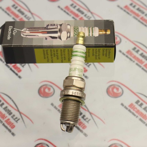 2 Pièces Pieces Bougie D'Allumage Spark Plug Bosch PEUGEOT 205