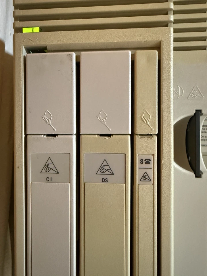 KSU Nortel Norstar CICS v7.1 8x24 completo con identificador de llamadas, buzón de voz y 10 juegos Foto 4 de 4