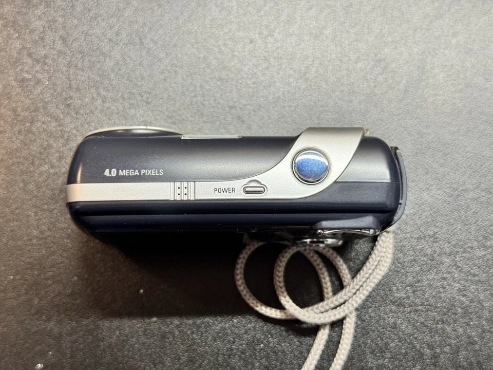 Samsung Digimax A402 4.0MP Digital Camera Parts Repair Broken Door - Image 2 of 4