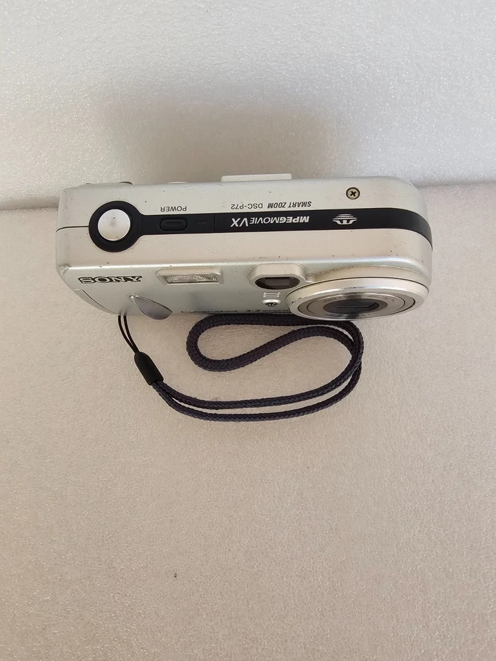 Sony Cyber-shot DSC-P72 3.2MP Digital Camera – Silver – Tested & Working - Image 2 of 4