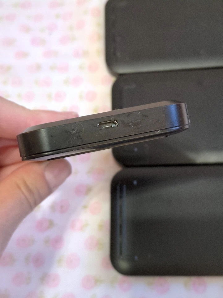 LOT of 9 T-Mobile Franklin T9 Mobile Hotspot - Image 4 of 4