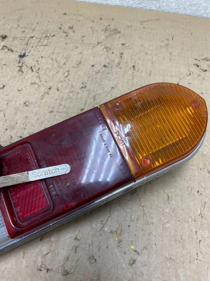 Luz trasera izquierda del lado del conductor Triumph Spitfire 1973 a 1980 R9860 PS Foto 4 de 4