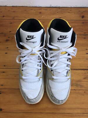 Nike Air Assault High White Varsity Maize 315064‑101 Men display picture 3