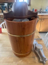 Electric / Hand Crank Ice Cream Maker Model ICM6T ,6QT