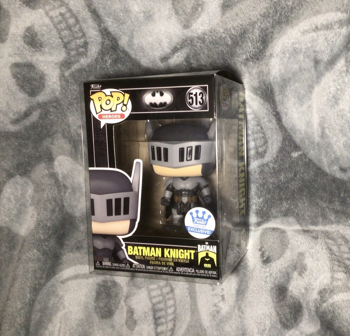 Funko Pop! Batman 513 Batman Knight Funko Shop Exclusive +