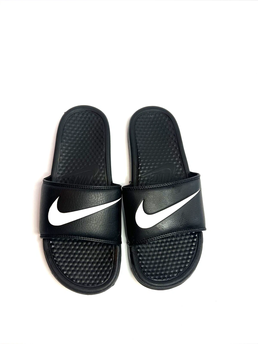 Benassi black store and white