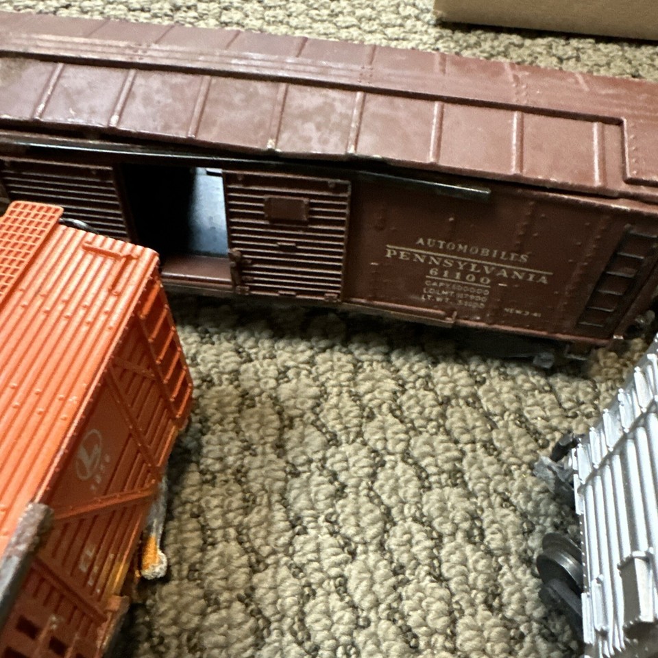 Lionel Train (Box cars) Lot (12) eBay