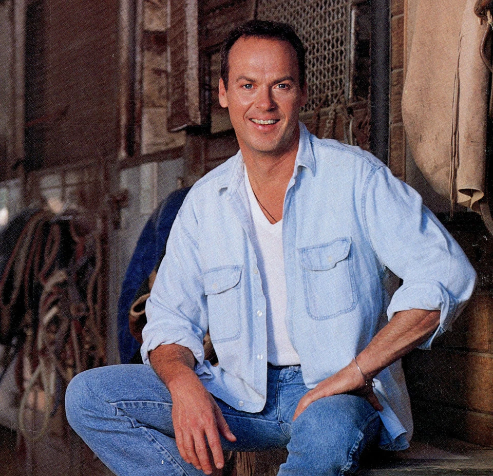 Micheal Keaton июнь 1997 архитектурный дайджест все американский загородный дом специальный - Изображение 2 из 4