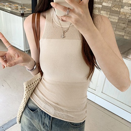 Everyday Essential Women's Slim Fit Vest with Charming Hollow Stitching - Picture 11 of 21