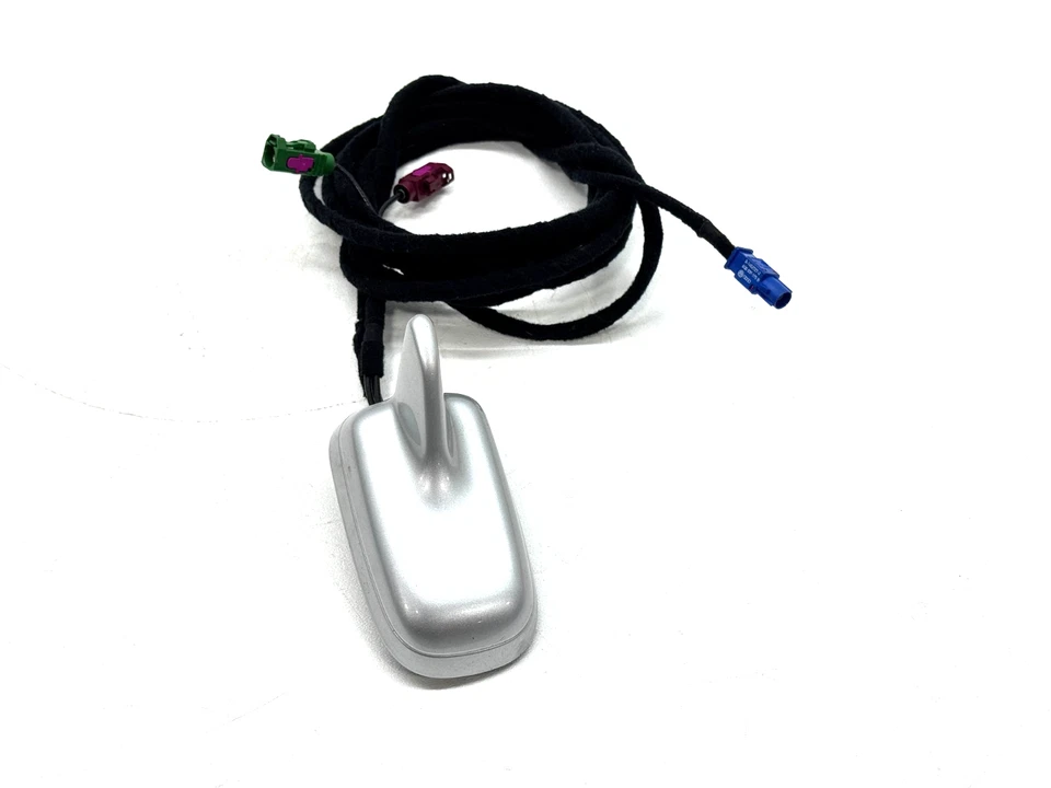 Audi TT TTS TTRS 2007-2015 cupé techo aleta de tiburón antena plata 8J8035503B OEM di Foto 2 de 4