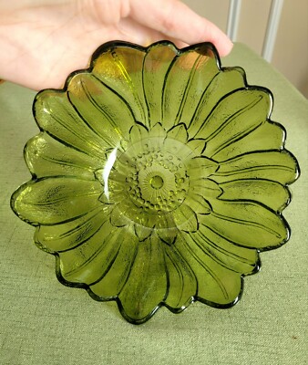 Vintage India Glass Lily Pons Green Serving Bowl