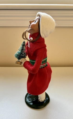 Vintage Byers Choice 1988 Traditional Girl Caroler Red Dress Tree Bumpy Base - Picture 4 of 9
