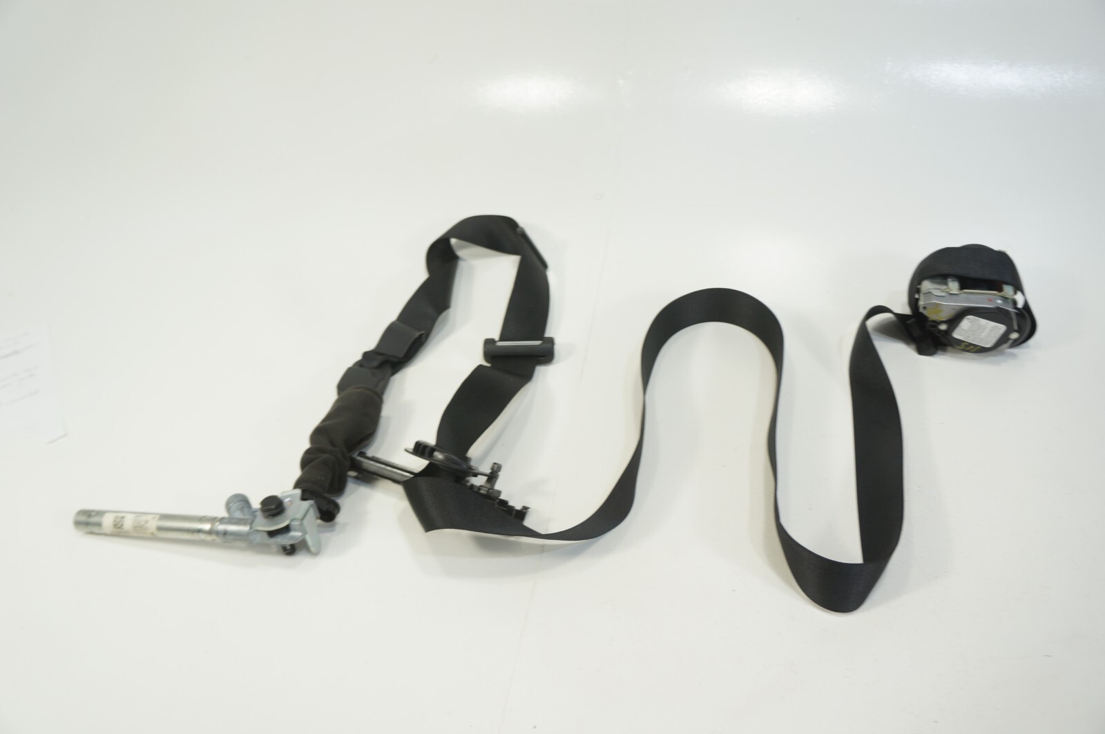 14-2022 MASERATI GHIBLI FRONT RIGHT PASSENGER SEAT BELT RETRACTOR OEM 627069500