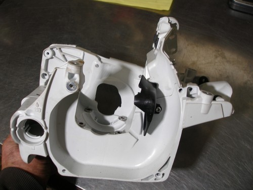 OEM STIHL MS251 MS251C CHAINSAW CRANKCASE OIL TANK HOUSING ENGINE SADDLE #41