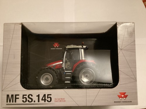 UNIVERSAL HOBBIES UH6304 MASSEY FERGUSON MF 5S . 145 TRACTOR 1/32 SCALE - Picture 4 of 12
