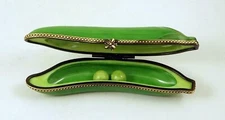 New Hand Painted French Limoges Trinket Box Two Peas in a Pod Pea Pod with Peas