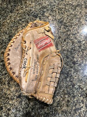 Rawlings Edge-U-cated Heel RFM35 Catcher s Glove RH Wally Joiner BoxX