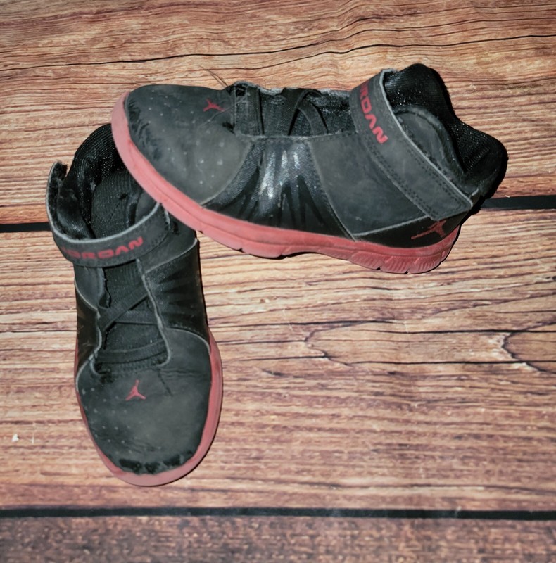 Jordan Boys Toddler Shoes 5 Am Black Sz 10C 10 C guc