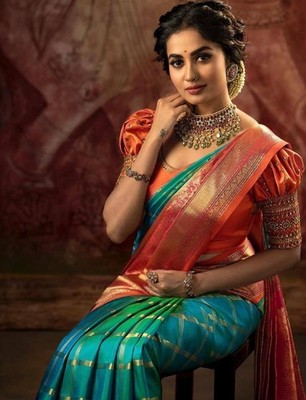 Designer Red Lichi Silk Saree with green linen saree, silver border saree, in...