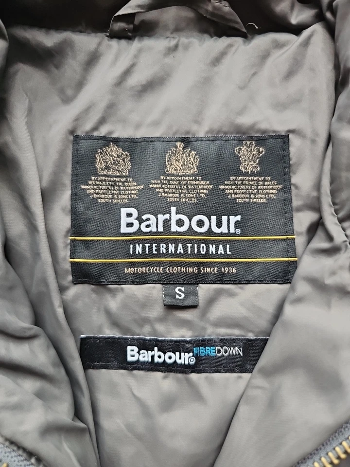 Chaqueta para hombre Barbour International Impeller gris talla pequeña Foto 3 de 4
