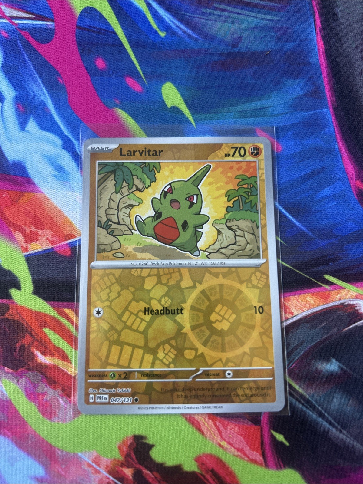 Larvitar 047/131 Reverse Holo - Sv8.5: Prismatic Evolutions - Pokemon TCG NM