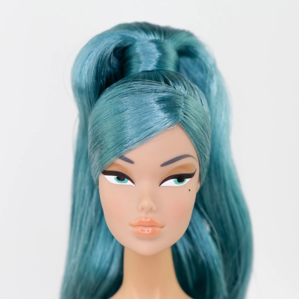 Integrity Toys Girl Doll Dolls & Doll Playsets without Packaging