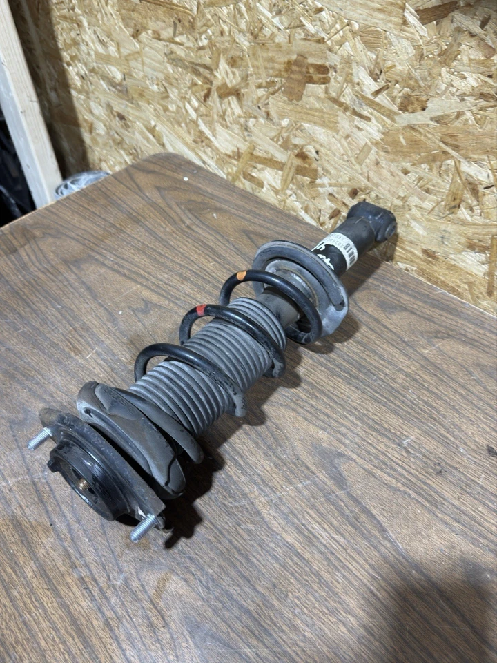 17-20 Toyota 86 Scion Frs Brz 2Dr 2.0 2WD Left LH Rear Strut Shock Absorber Foto 3 de 4