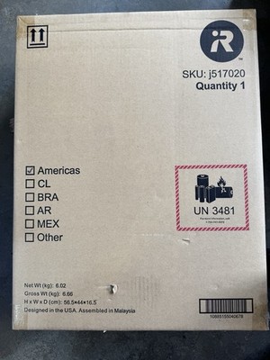 *NEW & SEALED* iRobot Roomba j5 Robotic Vacuum Cleaner - (J517020)
